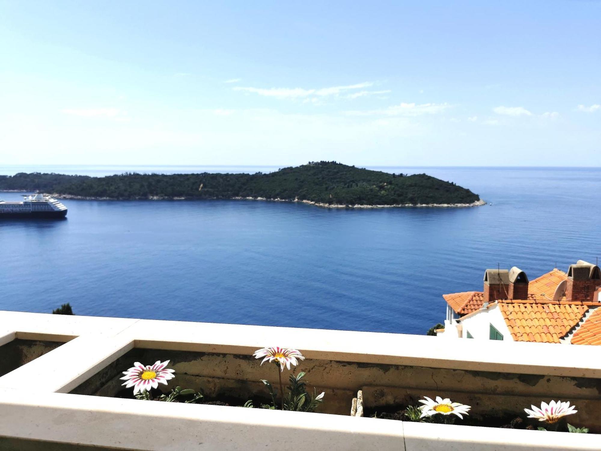 Apartment Zlatni Potok - Best View Of The Old Town ドゥブロブニク エクステリア 写真